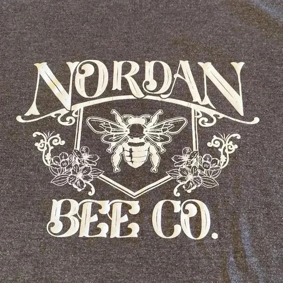 District Short Sleeve Gray Graphic T-Shirt  Norman Bee Co.  Unisex Size Large. - Picture 2 of 6